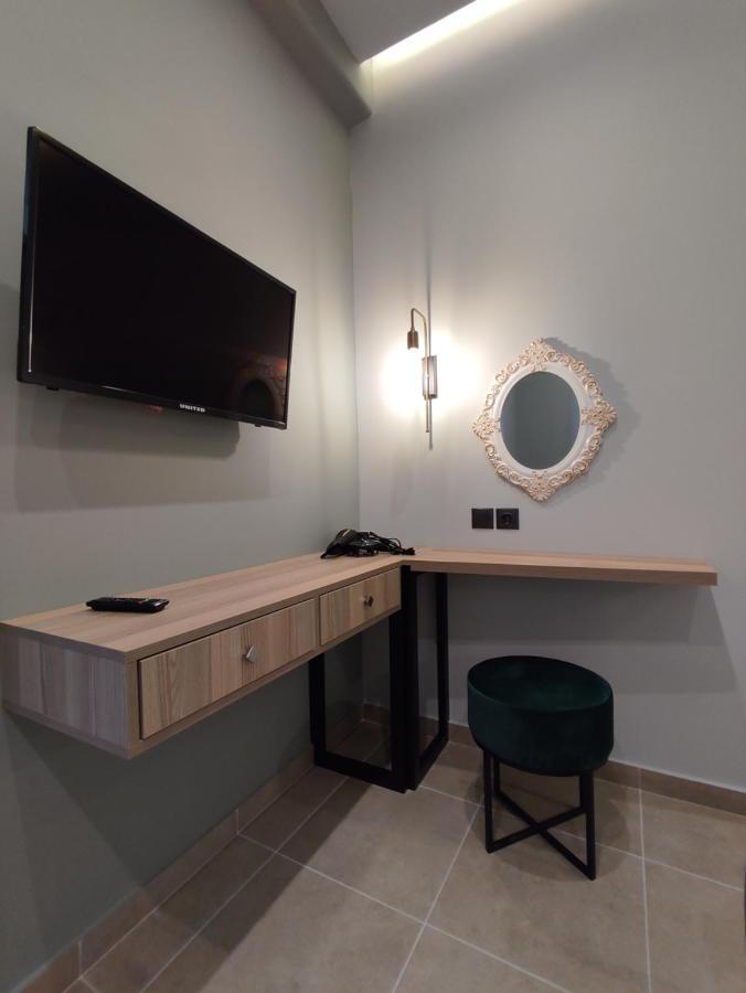 Stefani Apartments Methana Bagian luar foto