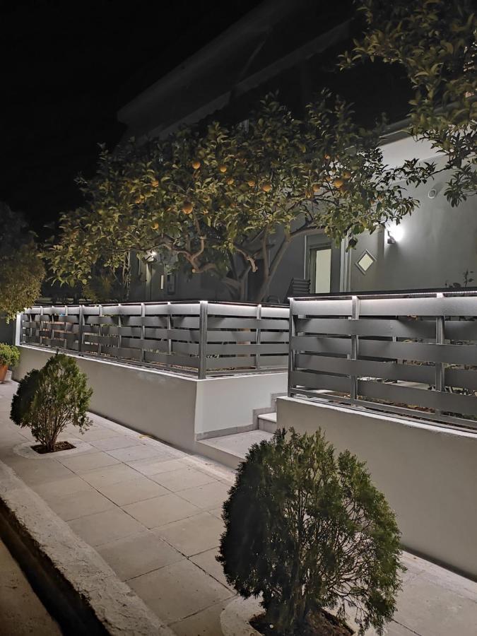 Stefani Apartments Methana Bagian luar foto