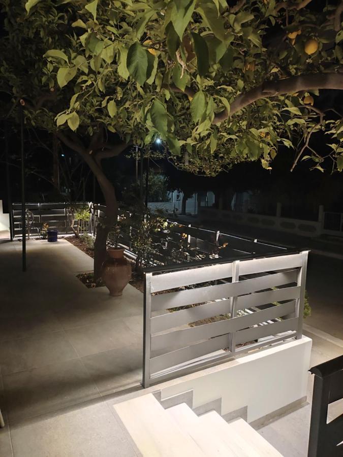 Stefani Apartments Methana Bagian luar foto